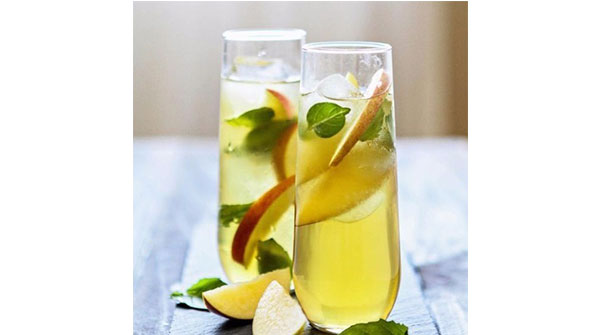 Green-Apple-Iced-Tea